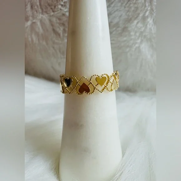 Heart Ring. 💛 Real 18 Karat(18k) Solid Gold Jewelry - Picture 4 of 9